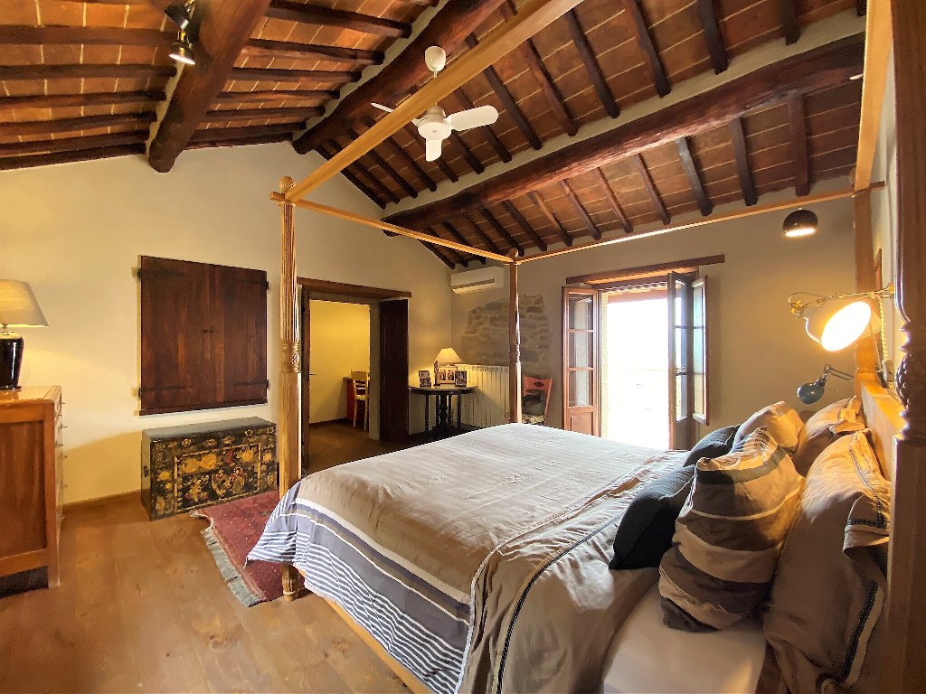 16526-4cd7c67d5c58791d