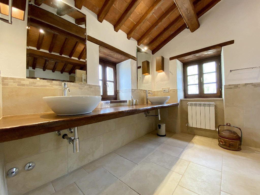 16527-ecc6004032099d2a