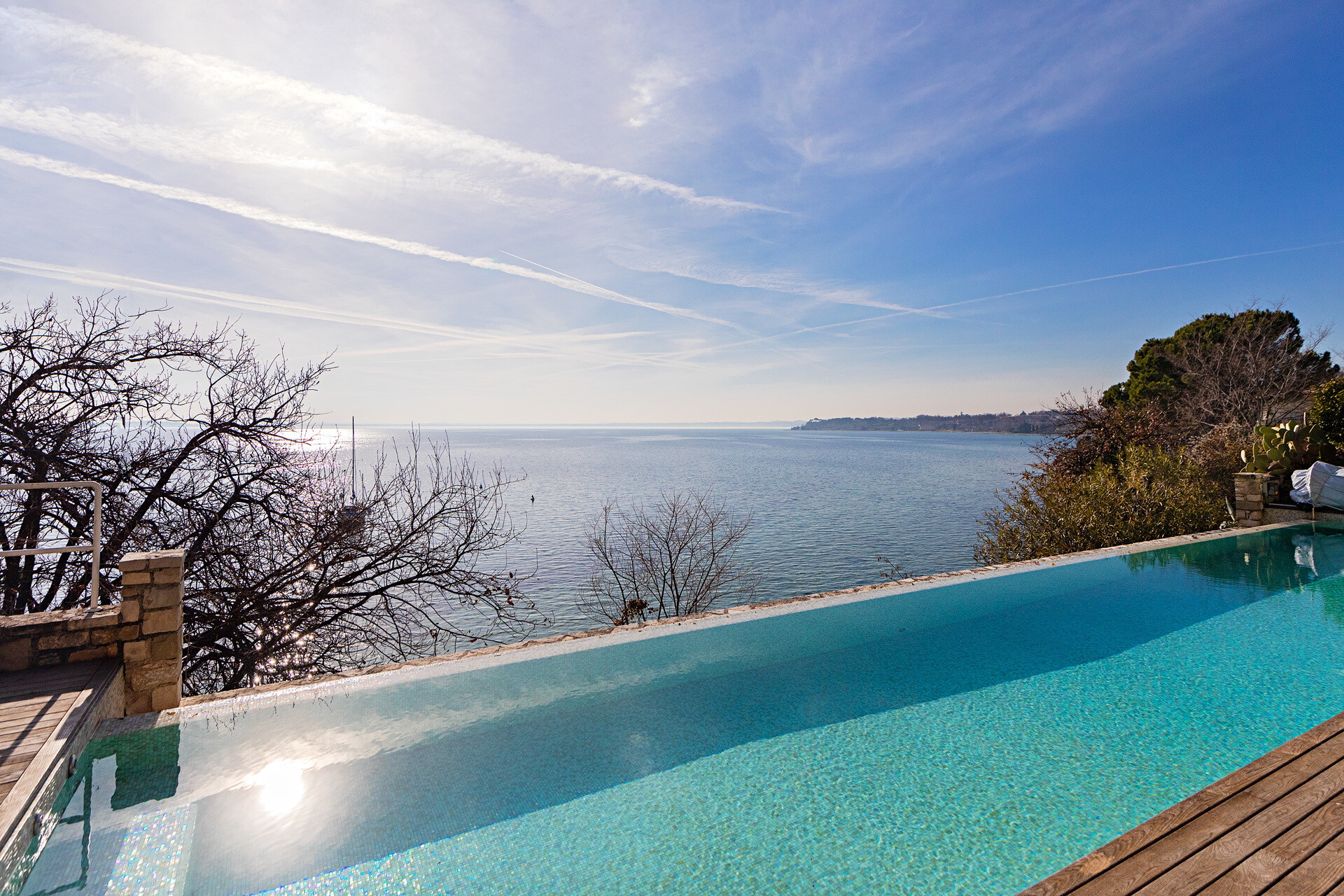 451d7218-22e9-4c4a-ba07-48f95b6c9d15